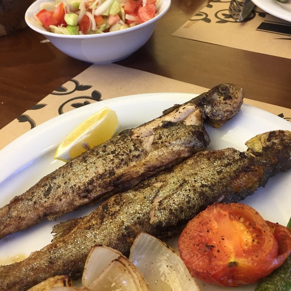 Foto diambil di Migron Restaurant oleh Yiğit pada 1/18/2020