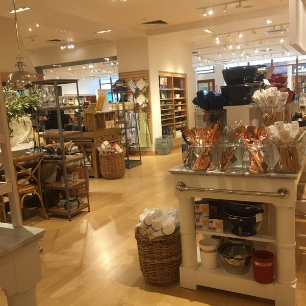 WilliamsSonoma Kitchen Supply Store in Annapolis