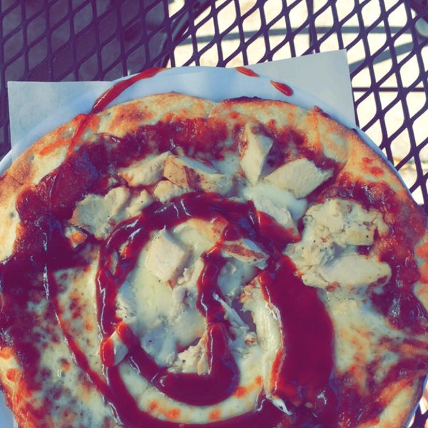 Photo taken at Mod Pizza by Elise E. on 3/4/2016