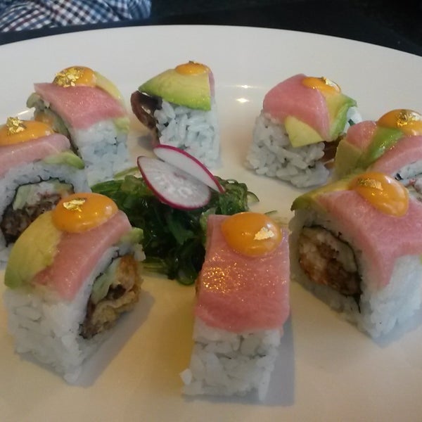 A bit pricey but so worth it! Try the Northern lights, or any of the special rolls! We had the she's so LA and the sunfire as well!