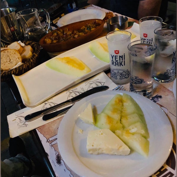 Photo prise au İonia Cafe par ♠️ reis serkan ♠️ le8/27/2020