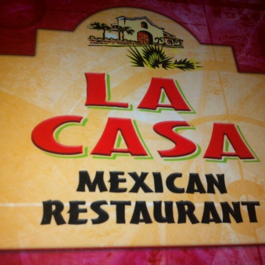 รูปภาพถ่ายที่ La Casa Mexican Restaurant โดย Bob R. เมื่อ 11/20/2012