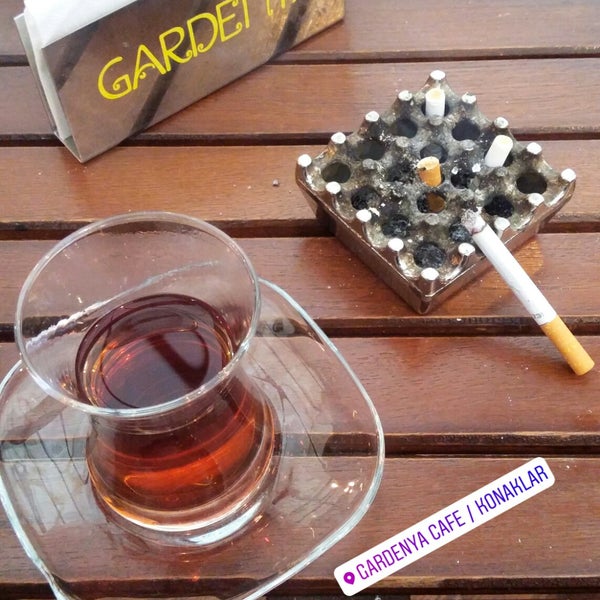 Foto tirada no(a) Gardenya Coffee &amp; Cake &amp; Food por Şahin O. em 2/18/2018