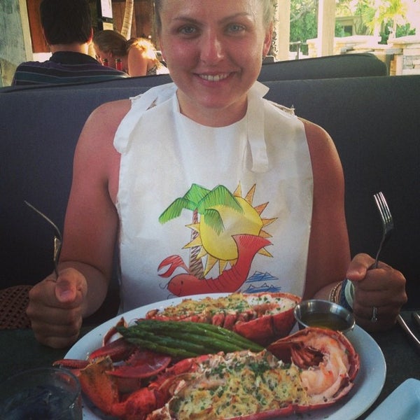 Das Foto wurde bei CopperFish Seafood Grill &amp; Oyster Bar von Jenn R. am 6/21/2014 aufgenommen