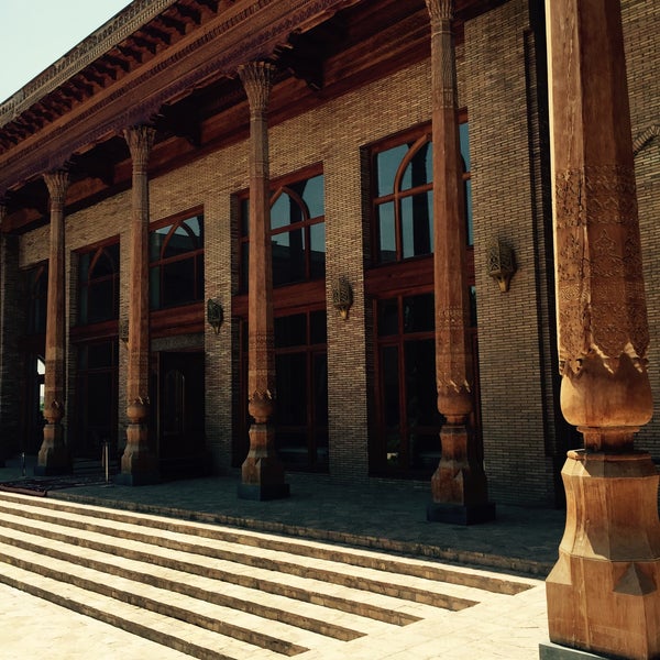 รูปภาพถ่ายที่ Lotte City Hotel Tashkent Palace โดย Enver Ö. เมื่อ 6/28/2015