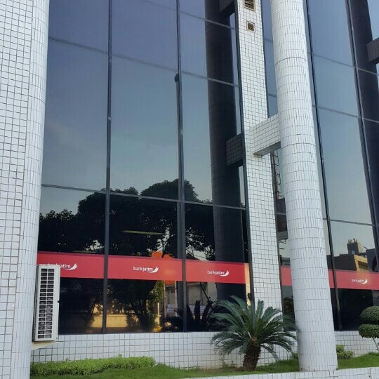 Kantor Pusat Bank Jatim - Office