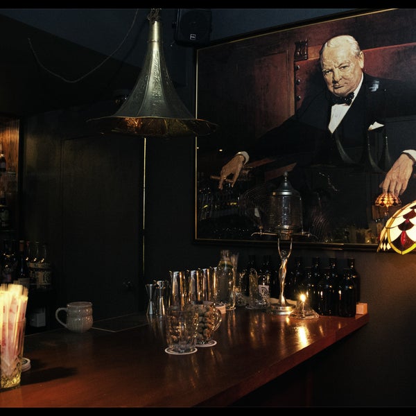 4/8/2015 tarihinde The Cocktail Trading Coziyaretçi tarafından The Cocktail Trading Co'de çekilen fotoğraf