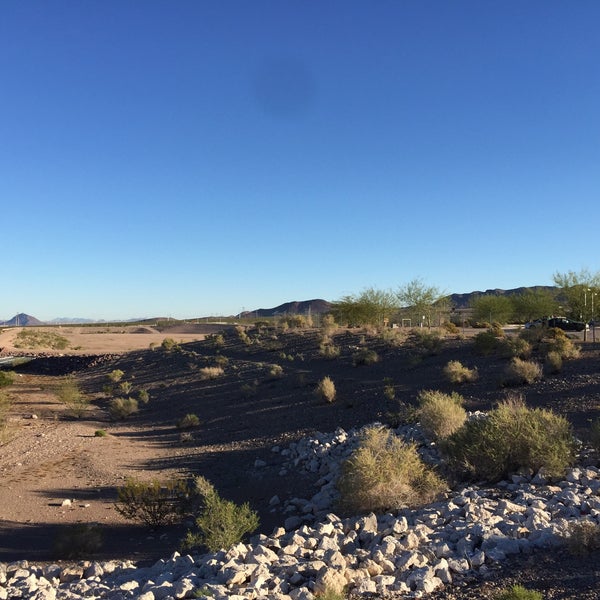 Equestrian Park Dog Park River Mountain 1 tip from 40 visitors