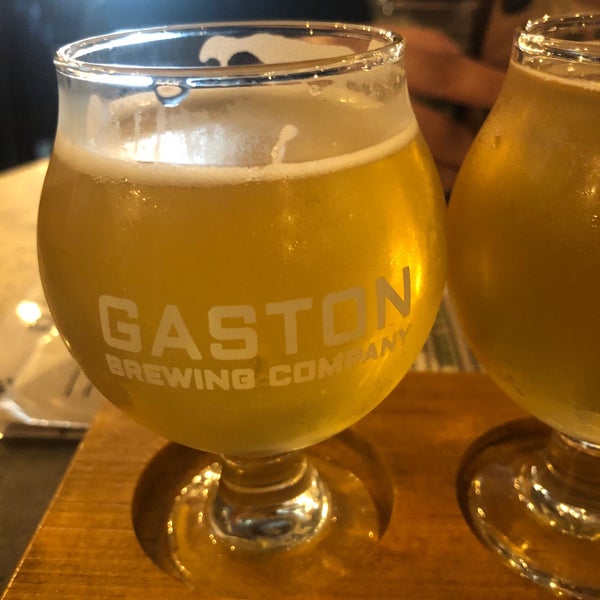 7/3/2021 tarihinde James C.ziyaretçi tarafından Gaston Brewing Co. &amp; Restaurant'de çekilen fotoğraf