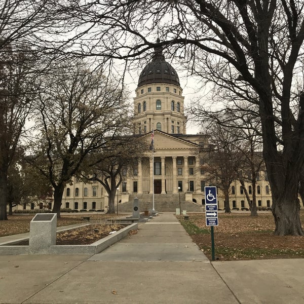 Foto diambil di Kansas State Capitol oleh Kaustubh T. pada 11/23/2018
