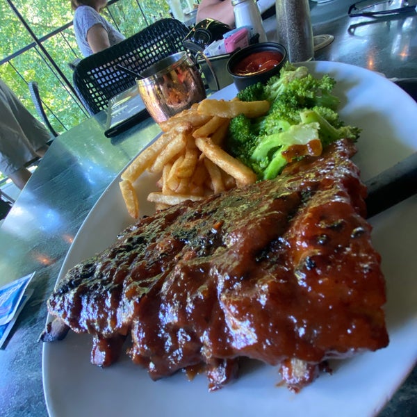 Photo taken at Creekside Restaurant &amp; Bar by Zac W. on 7/21/2021