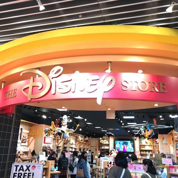 Photos At ディズニーストア 大阪市 大阪府 Photos At ディズニーストア 大阪市 大阪府