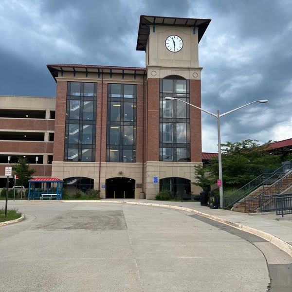 Burke Centre Amtrak/VRE Station 6 tips