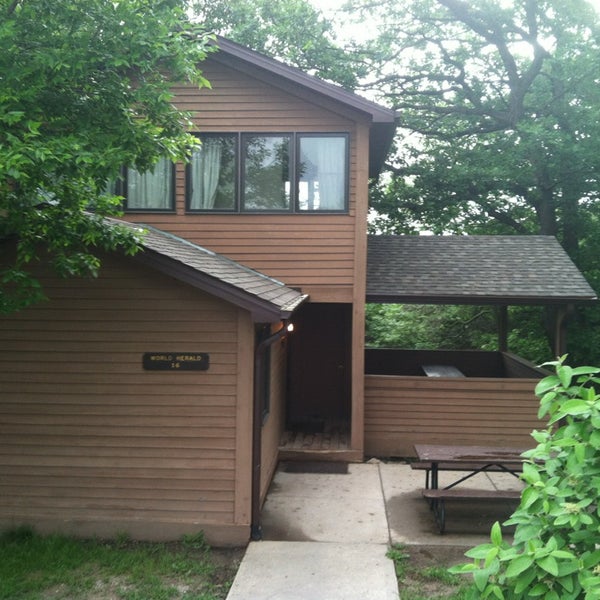 Photos At Cabin 16 World Herald Row Vacation Rental
