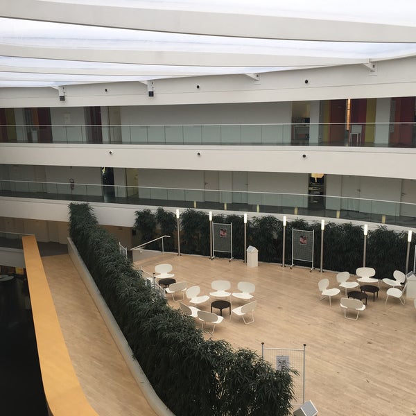 Skema Business School Paris
