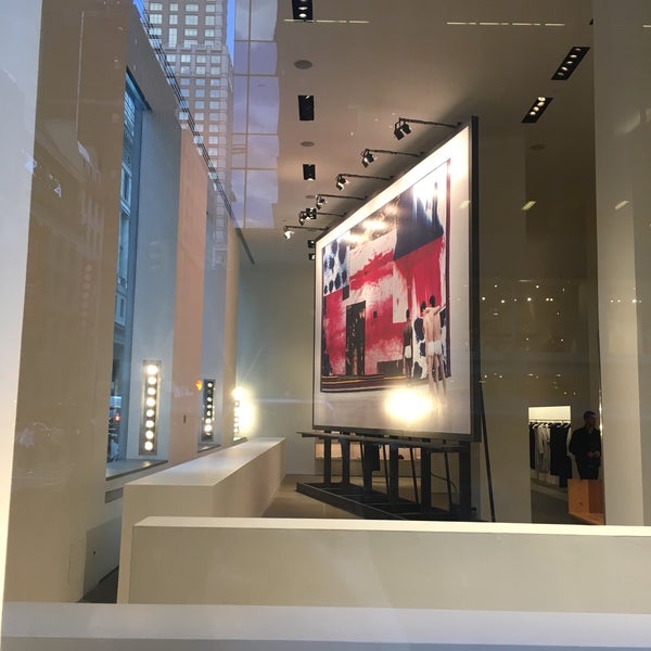 Calvin Klein Collection - Upper East Side - 654 Madison Ave