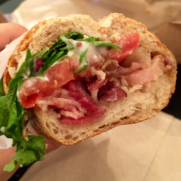Foto tirada no(a) City Sandwich por dawn.in.newyork em 8/23/2016
