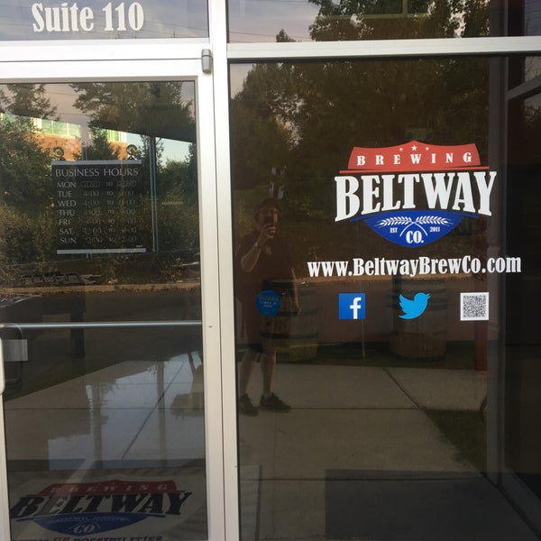 Foto tirada no(a) Beltway Brewing Company por Brian S. em 8/10/2018