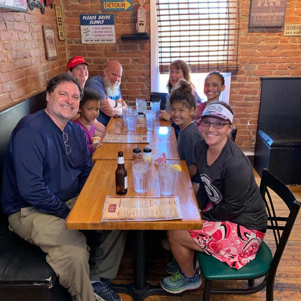 Photo taken at Strong&#39;s Brick Oven Pizzeria by Melissa H. on 5/6/2019