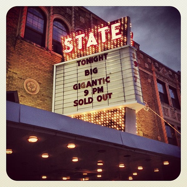 Photo taken at Kalamazoo State Theatre by Sarah B. on 11/3/2012