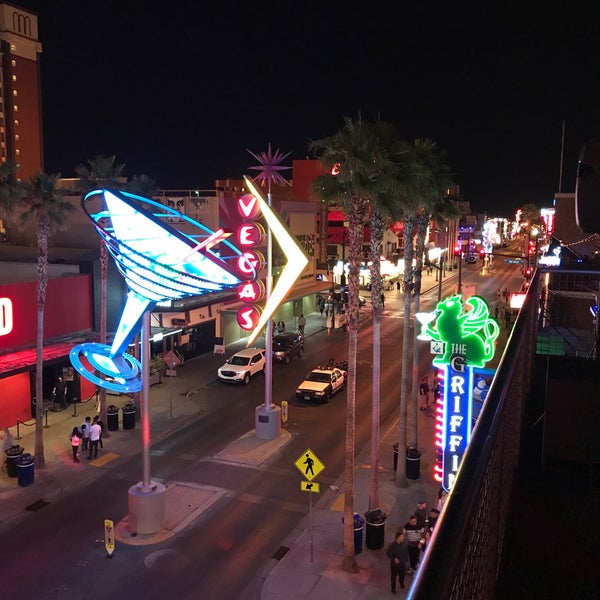 The roof top bar here is AWESOME!! Great live music, hookah / shisha, good view looking down on east Fremont street. Friendly staff & good drinks.
