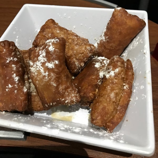 Great movie theater, & reclining seats. Good food, snacks, drinks and alcohol beverages delivered to you before / during the movie. The Nutella filled beignets (pic) are a MUST!! so delicious 😋