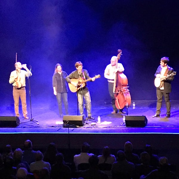 3/10/2018 tarihinde Tracey L.ziyaretçi tarafından The Jefferson Theater'de çekilen fotoğraf