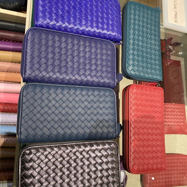 Photos At Bottega Veneta 御殿場プレミアムアウトレット 御殿場市 静岡県