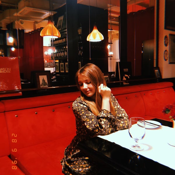 รูปภาพถ่ายที่ Café Charlotte โดย Liza M. เมื่อ 10/22/2018