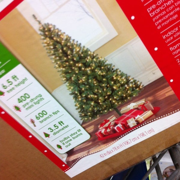 Walmart Big Box Store in Apple Valley