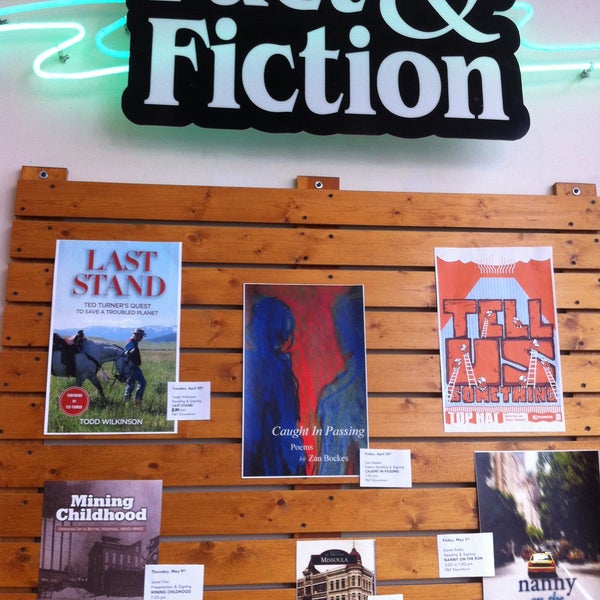 4/30/2013 tarihinde Shannon T.ziyaretçi tarafından Fact &amp; Fiction Bookstore'de çekilen fotoğraf
