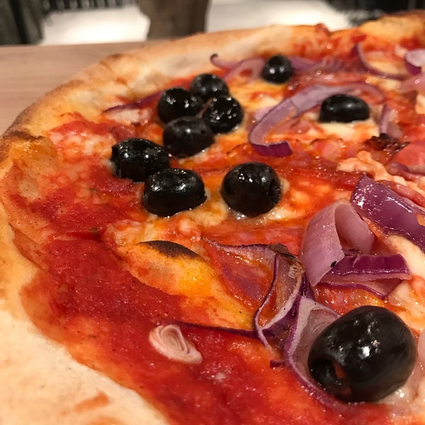 2/7/2017 tarihinde 🔜 Seb A.ziyaretçi tarafından Del Popolo Pizza'de çekilen fotoğraf