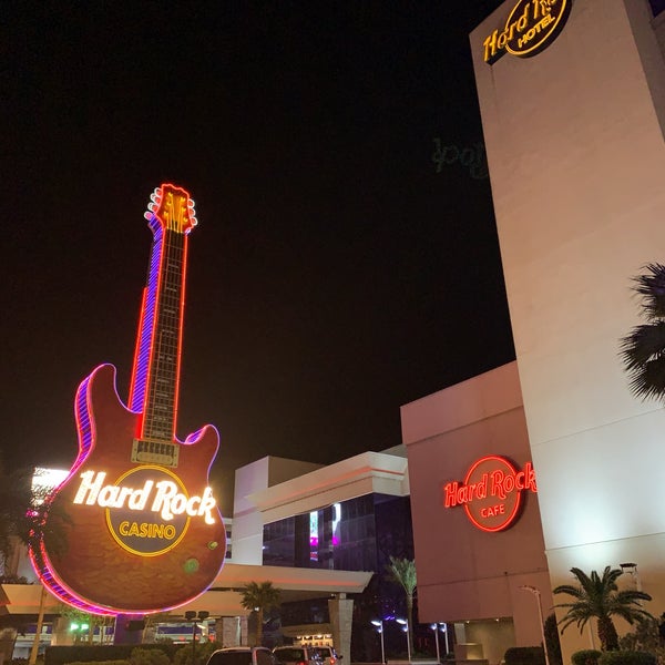 Снимок сделан в Hard Rock Hotel &amp; Casino Biloxi пользователем Bradley S. 4/1/2019