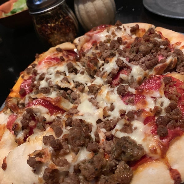 Снимок сделан в Kelso&#39;s Pizza Northtown пользователем Bradley S. 2/14/2019
