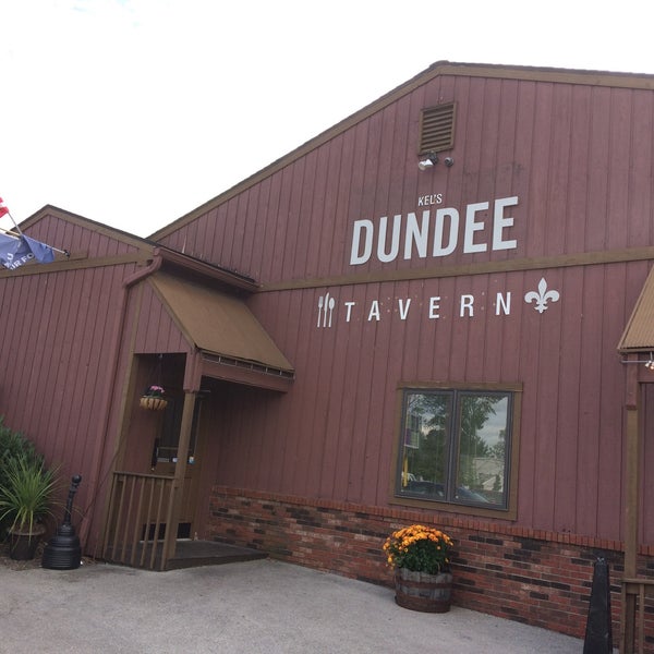Foto tirada no(a) Dundee Tavern por Melanie R. em 9/12/2018