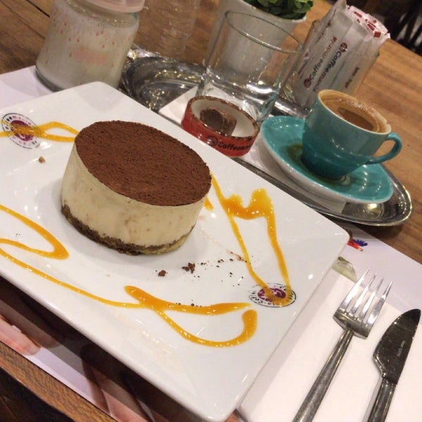 Photo taken at Coffeemania by Gulin on 12/9/2019