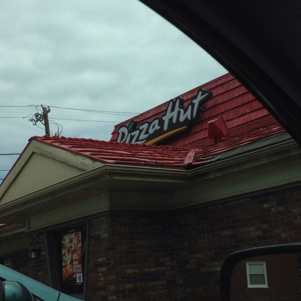 Pizza Hut (Now Closed) Pizzeria in Quincy Point