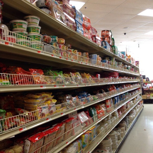 Good Fortune Supermarket Grocery Store in Quincy Point