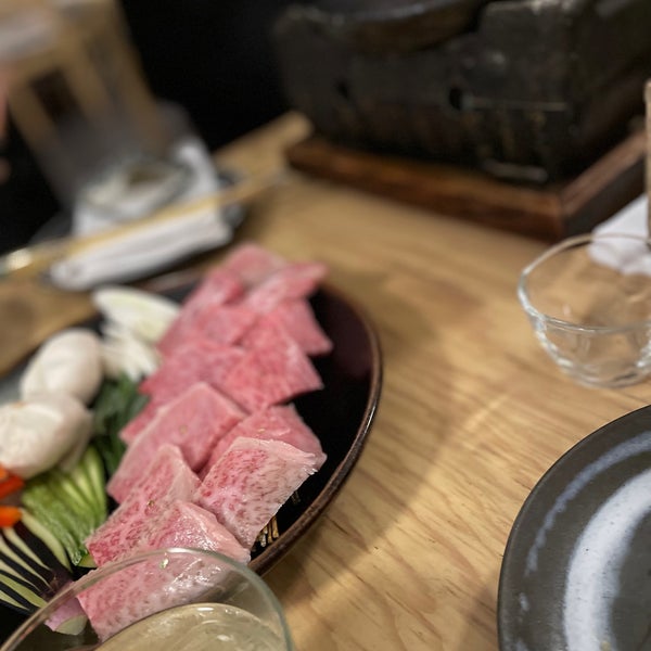 Simplemente espectacular! Si gustas de la comida tradicional japonesa no hay mejor opción. Si tienes dudas pregunta a los meseros que son muy amables y conocen sus productos a la perfección. 🤟🏼🤟🏼