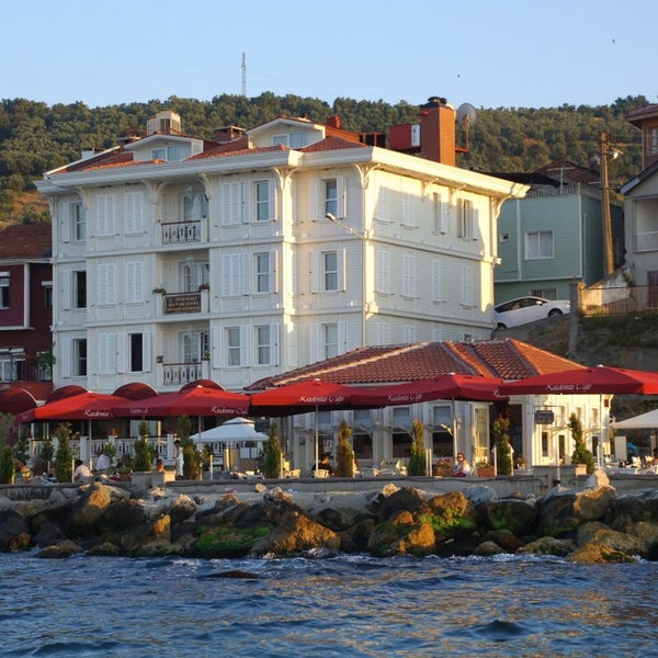 Foto diambil di Trilyalı Otel oleh Trilyalı Otel pada 5/20/2015