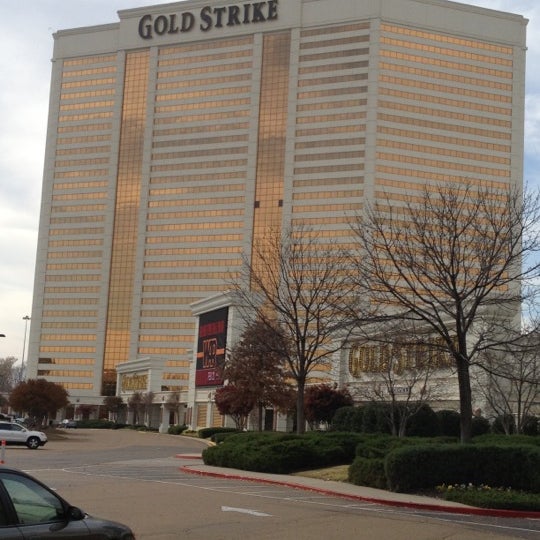 Foto scattata a Gold Strike Casino Resort da Steven B. il 11/22/2012