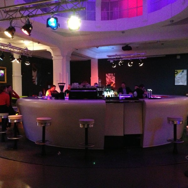 Photo taken at 360º Lounge Bar by DEN on 2/20/2013
