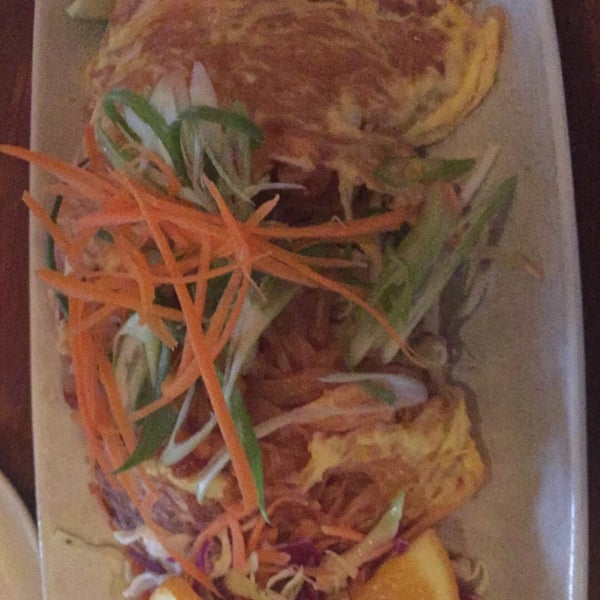 Pud Thai was amazing - unlike any I've ever had. The spicy noodles and tender chicken are wrapped in a beautiful, eggy blanket. I called it my Pad Thai omelette food baby. 😍