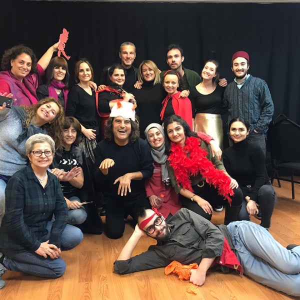 Ismek Mecidiyekoy Kisisel Gelisim Okulu Mecidiyekoy Da Universite Iletisim Bilimleri Binasi