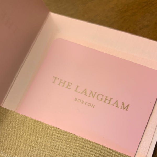 รูปภาพถ่ายที่ The Langham Boston Hotel โดย Nick 🍾 F. เมื่อ 3/6/2019