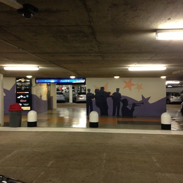 Photos At Theater District Parking Garage Downtown Houston 1