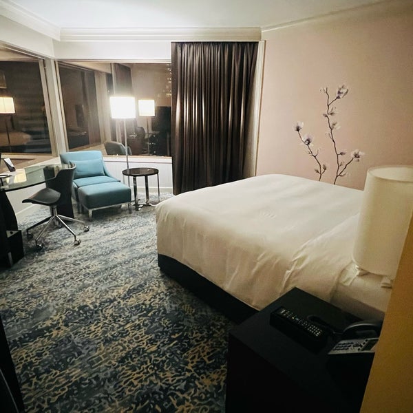 Foto scattata a JW Marriott Hotel Hong Kong da Melisa Z. il 11/12/2023