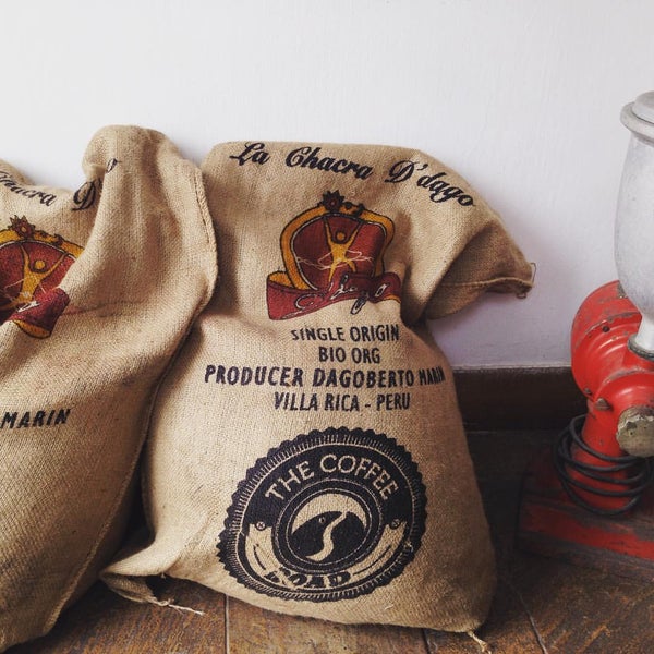 Foto tirada no(a) The Coffee Road por Coffee R. em 9/21/2015