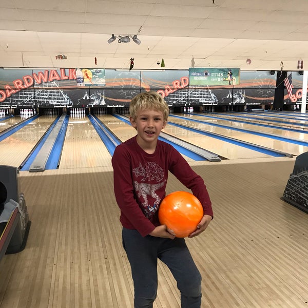 Boardwalk Bowl Bowling Alley in Santa Cruz