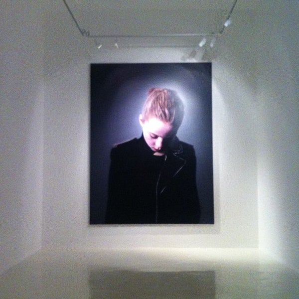Photo taken at Galeria Hilario Galguera by Sergio L. on 1/8/2013
